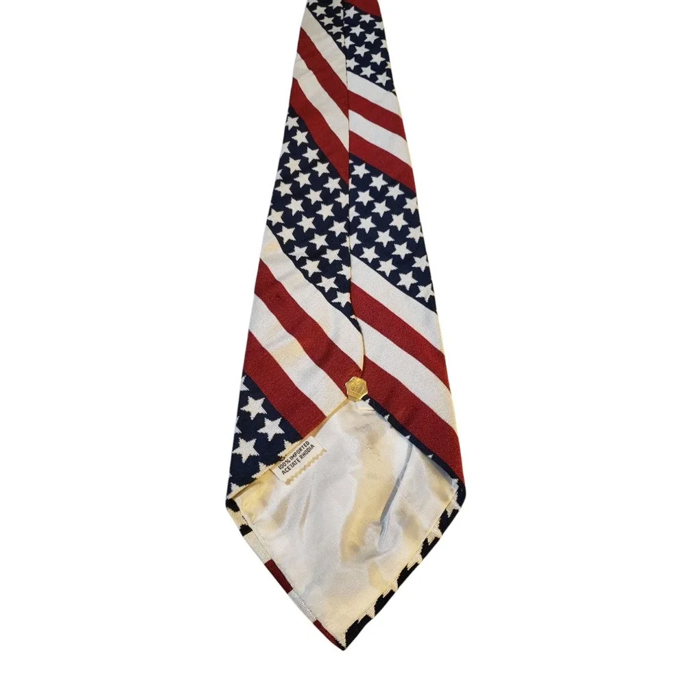 Vintage Rhynecliffe Mens Tie Necktie Designer Red White Blue‎ American Flag